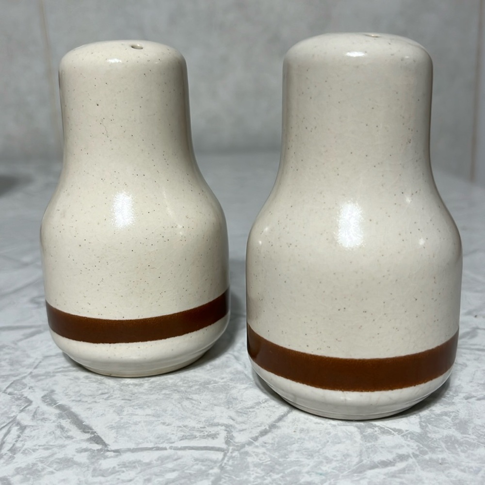 Mcm salt and pepper shakers made in Japan stoneware with brown stripe no stopper